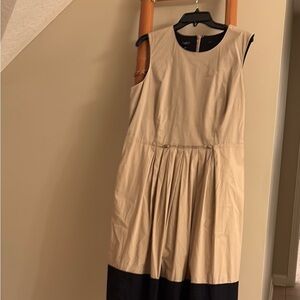 Talbots Cotton stretch poplin pleated sleeveless dress size 12 Tan and Black